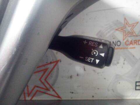 Foto 4ª: Volante Toyota Verso COMFORT 112CV 82KW [N47C16A] (2015)