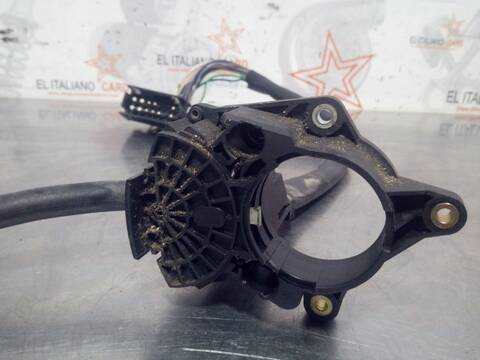 Foto 3ª: Mando Multifuncion Mercedes Clase C 160 180 202.018) BERLINA 122CV 90KW [G 111] (1993)