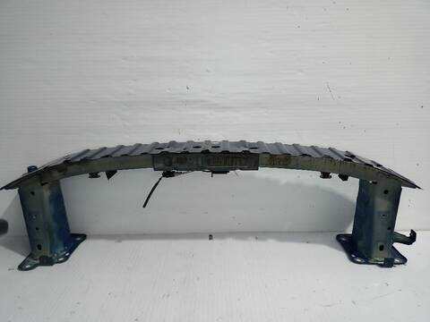 Foto 3ª: Refuerzo Paragolpes Delantero Ford Focus TREND 101CV [HWDA] (2004)