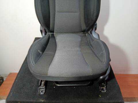 Foto 2ª: Asiento Delantero Izquierdo Hyundai i30 1.4 CRDI 90CV 66KW [D4FC] (2014)