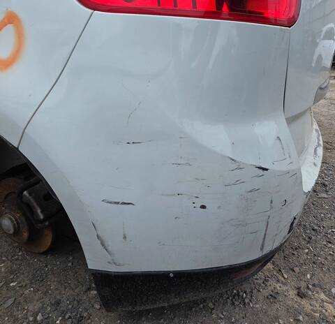 Foto 3ª: Paragolpes Trasero Renault Scenic R9M402 (2013)