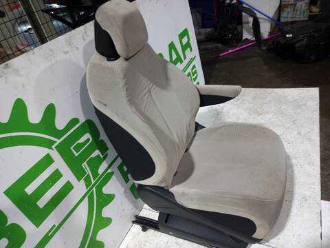 Foto 3ª: Asiento Delantero Derecho Citroen C4 EXCLUSIVE PICASSO 109CV 80KW [9HZDV6TED4] (2008)