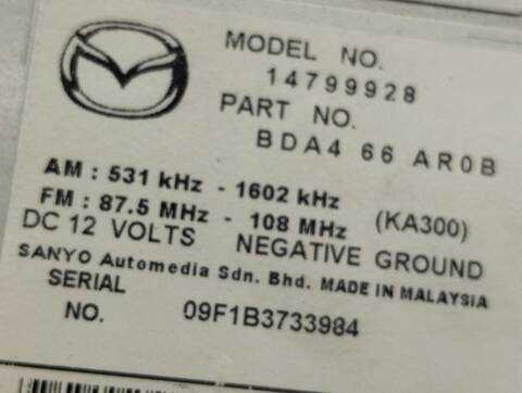 Foto 2ª: Sistema Audio Radio CD Mazda 3 1.6 CRDT ACTIVE BERLINA 109CV 80KW [Y6] (2009)