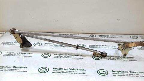 Foto 3ª: Brazo Limpia Delantero Izquierdo Nissan Navara 2.5 TD 103CV 76KWPICK-UP D22) [TD25TI] (2000)