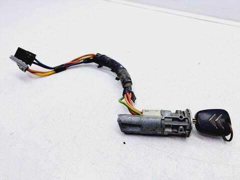 Foto 2ª: Motor de Arranque Peugeot Partner 1.9 DIESEL 69CV 51KW [WJZ] (2000)