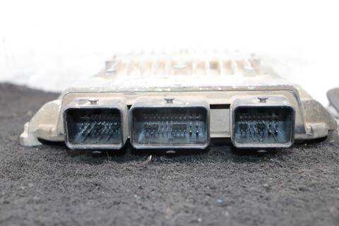 Foto 2ª: Centralita Motor ECU Citroen C3 1.4 HDI 16V EXCLUSIVE (2002)