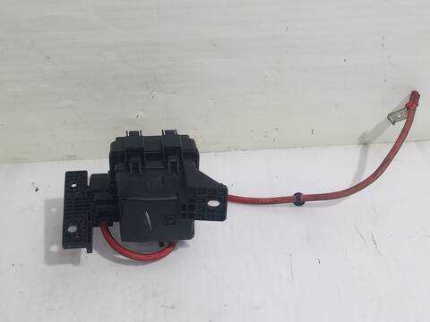 Foto 3ª: Caja Reles Fusibles Renault Megane D III BERLINA 5P DYNAMIQUE (2012)