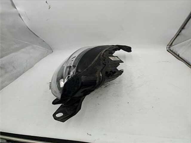 Foto 3ª: Faro Derecho Peugeot 2008 1.2 ALLURE [1.2 LTR. - 74 KW PURETECH] [HNK / EB2ADTD / UE64]