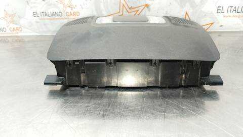 Foto 3ª: Luz Interior Mercedes Clase A 140 A 200 177.087) 163CV 120KW (2018)