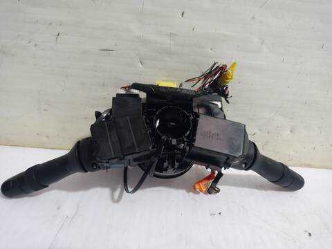 Foto 3ª: Mando Multifuncion Toyota Prius BASIS 78CV 57KW [1NZFXE] (2009)