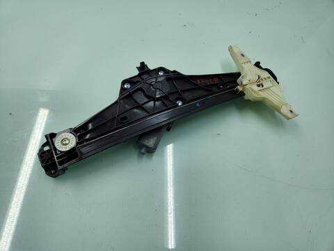 Elevalunas Manual Trasero Izquierdo DS 7 PERFORMANCE LINE 180CV 132KW