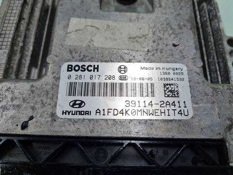 Foto 3ª: Centralita Motor ECU Hyundai i30 1.6 CRDI CAT 90CV 66KW (2011)