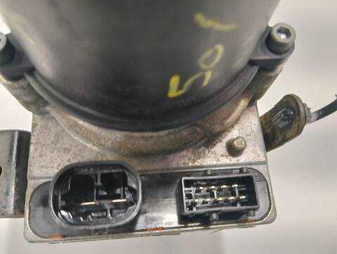 Foto 2ª: Bomba de Direccion Citroen C4 1.6 16V HDI FAP 109CV (2004)