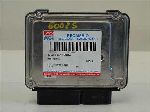 Foto 1ª: Centralita Motor ECU Seat Leon 1.9 TDI 90CV 66KW [BXF] (2010)