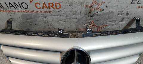 Foto 3ª: Rejilla Delantera Mercedes Clase R 280 R 350 CDI 4-MATIC 251.022) 224CV 165KW [OM642950] (2006)