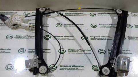 Foto 2ª: Elevalunas Eléctrico Delantero Izquierdo Mercedes Clase C 160 270 CDI 209.316) COUPE 170CV 125KW [612967] (2002)