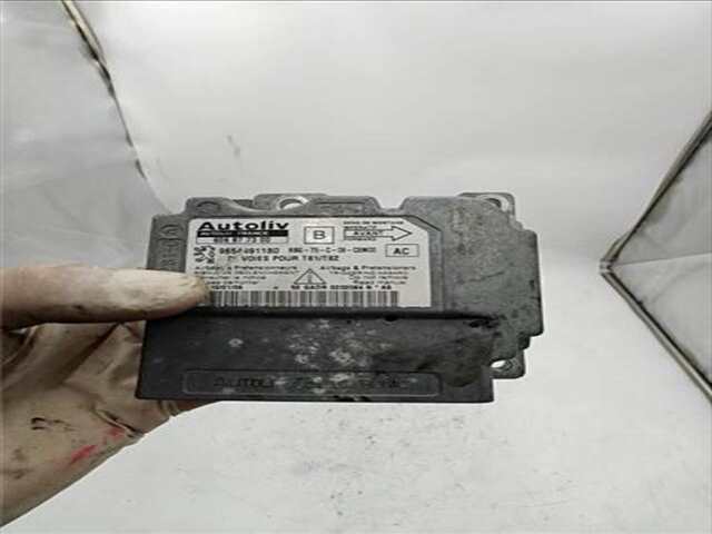 Foto 2ª: Centralita Airbag Peugeot 307 1.6 XS [1.6 LTR. - 80 KW HDI FAP CAT (9HZ - DV6TED4)] [9HZ / DV6TED4]