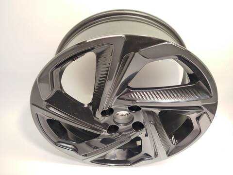 Foto 3ª: LLanta Chapa DS 3 1.2 PURETECH 100 101CV 74KW (2022)