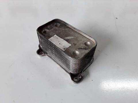 Foto 2ª: Radiador Aceite Mercedes Clase ML 400 4.0 V8 CDI 250CV 184KW AUT. 163.128) W163) OM628 (1997)