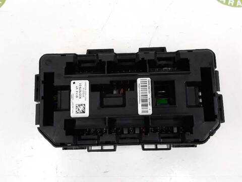Foto 2ª: Caja Reles Fusibles Bmw Serie 1 114 2.0 TD 116CV [N47D20C] (2011)