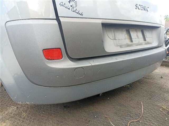 Foto 2ª: Paragolpes Trasero Renault Scenic 1.9 AUTHENTIQUE [1.9 LTR. - 88 KW DCI DIESEL] (JM)(2003-_) [F9Q D8]
