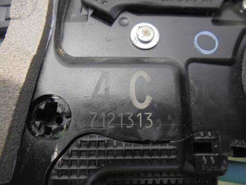 Foto 3ª: Cerradura Puerta Trasera Izquierda Toyota Rav4 ADVANCE HYBRID 197CV 145KW [2AR] (2018)