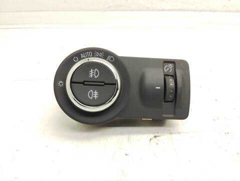 Mando Luces Opel Insignia SELECTIVE BERLINA 136CV 100KW
