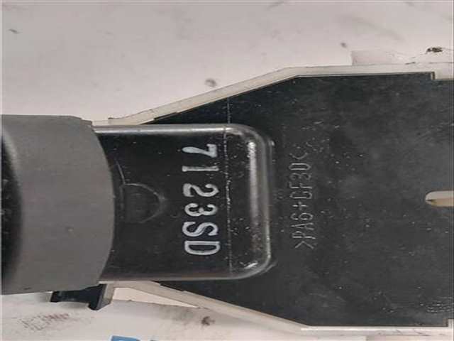 Foto 3ª: Mando Multifuncion Nissan Qashqai 1.5 TEKNA 106CV 78KW [D-K9K EUR04] (2007)