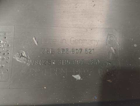 Foto 2ª: Paragolpes Trasero Volkswagen Passat 1.6 BERLINA 102CV 75KW [ALZ] (2003)