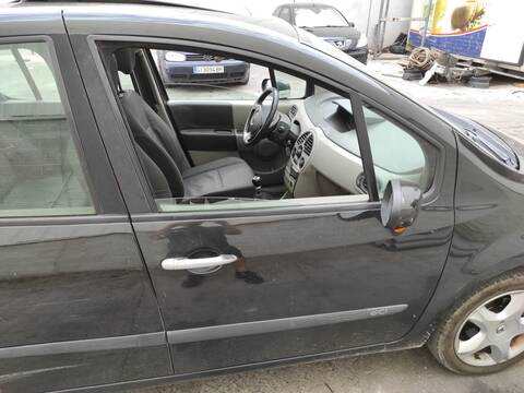 Puerta Delantera Derecha Renault Modus K9K750
