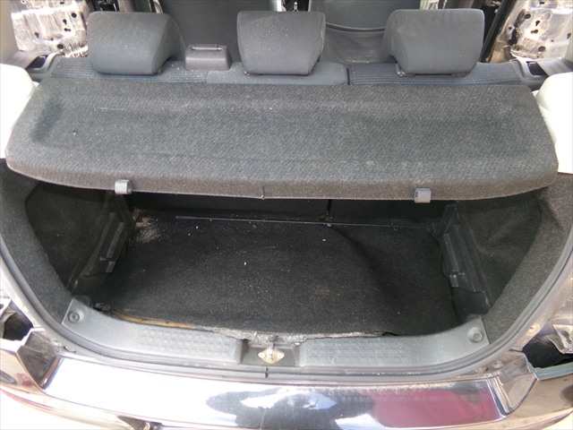 Foto 2ª: Bandeja Trasera Suzuki Swift 1.3 D 2006-2011 [Z13DTJ] (2009)