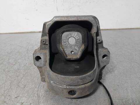 Foto 2ª: Soporte Motor Audi A4 BASICO AVANT 170CV 125KW [CAH] (2011)
