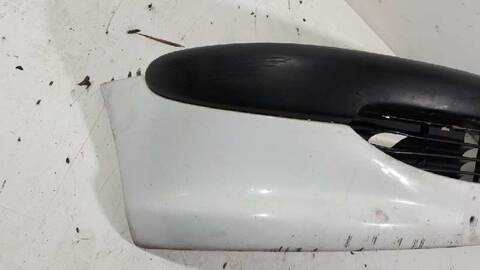 Foto 3ª: Paragolpes Delantero Peugeot 206 1.4 BERLINA 75CV 55KW [KFX] (1999)
