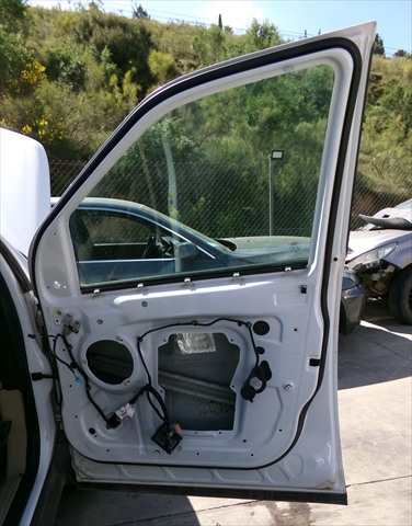 Foto 2ª: Puerta Delantera Derecha Land Rover Freelander 2.2 D 2007-2014 [224DT] (2012)