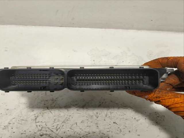 Foto 3ª: Centralita Motor ECU Bmw Serie 3 315 2.0 TD 143CV (2011)