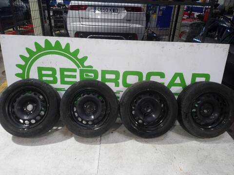 Juego LLantas Peugeot 2008 ALLURE 110CV