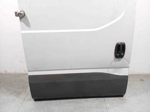 Foto 2ª: Puerta Lateral Corredera Derecha Iveco Daily 33S16 35S16 35C16 40C16 50C16 156CV 115KW FURGONETA [F1AGL411A,F1AGL411B,F1AGL411G,F1AGL411N,F1AGL411U] (2017)