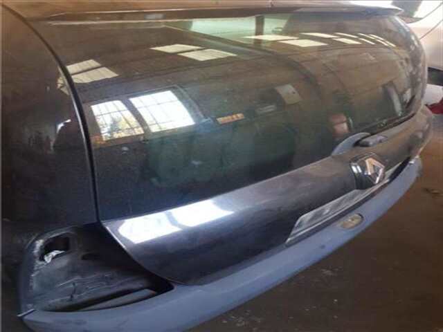 Foto 2ª: Portón Renault Clio 1.5 AUTHENTIQUE [1.5 LTR. - 60 KW DCI DIESEL] [K9K B7]