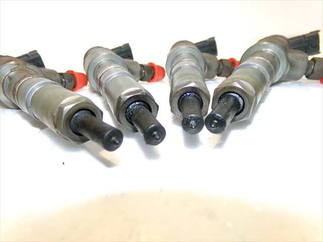 Foto 2ª: Inyectores Citroen C3 1.4 HDI 2002-2010 [8HZ] (2009)