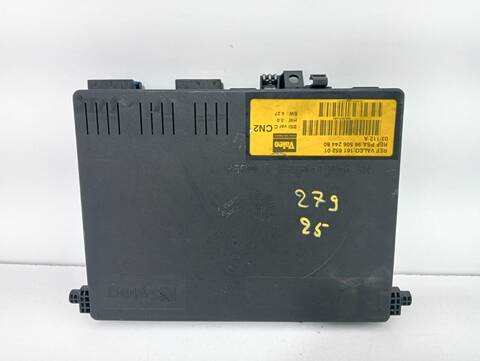 Foto 2ª: Caja Reles Fusibles Citroen Xsara 2.0 HDI EXCLUSIVE 66KW) 90CV (1997)