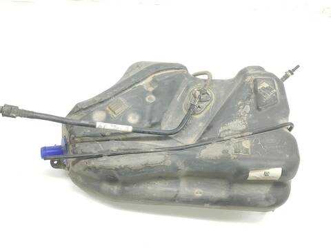 Deposito AdBlue Mercedes Clase C 160 CLA 200 D 117.908)