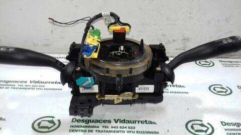 Foto 3ª: Mando Multifuncion Volkswagen Touareg TDI R5 174CV 128KW [BAC] (2003)