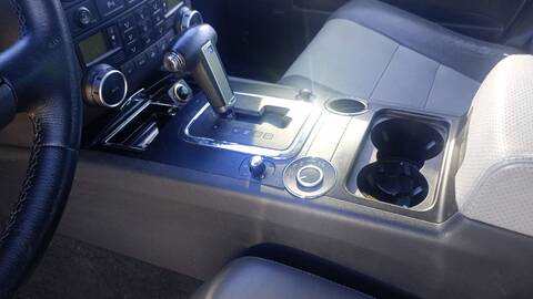 Foto 2ª: Consola Central Volkswagen Touareg 3.0 V6 TDI 240CV 176KW [CASC,CASA] (2007)