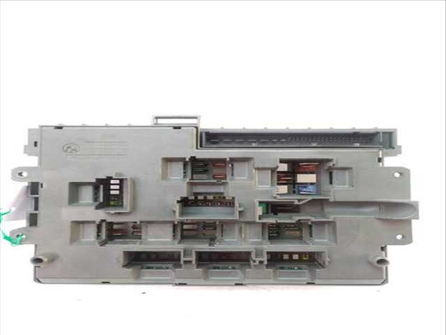 Caja Reles Fusibles Bmw Serie 3 320 2.0 D E91) TOURING
