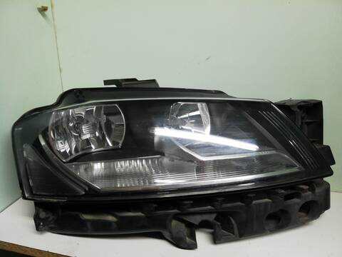 Faro Derecho Audi A3 CAYC