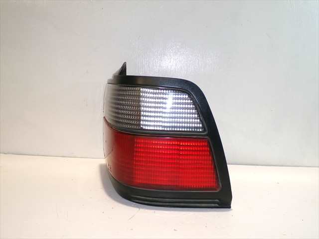 Foto 2ª: Piloto Trasero Derecho Rover Serie 400 414 1.4 G 1990-1995 [14K4F] (1994)