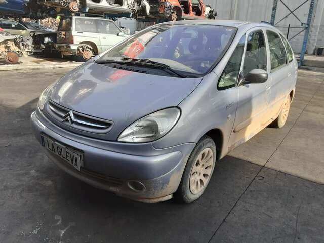 Mangueta Delantera Izquierda Citroen Xsara 2.0 HDI90CV PICASSO