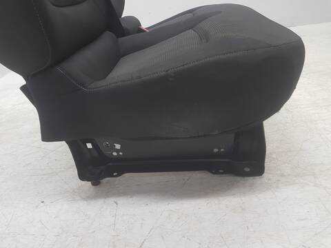 Foto 3ª: Asiento Delantero Derecho Renault Trafic L1H1 28T (2014)