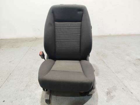 Asiento Delantero Izquierdo Mercedes Vito 88CV 65KW