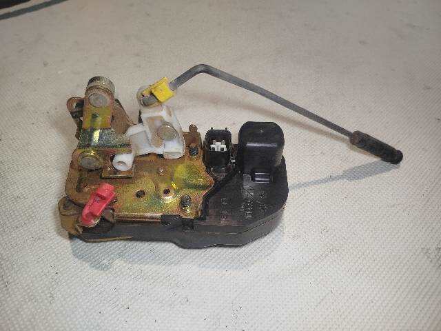 Foto 3ª: Cerradura Puerta Trasera Izquierda Jeep Grand Cherokee 3.0 D CRD WK [642980 MB] (2005)